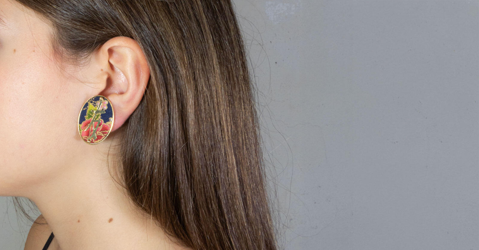 Vintage elegance meets Japanese artistry in the new Botton Clips. Lebole Maison