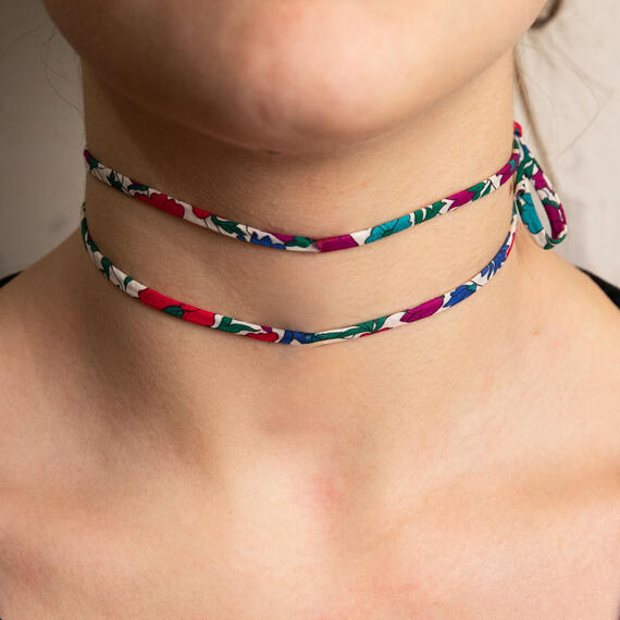 Nastro Tessuto Fiore Verde Rosso E Azzurro - Lebole Maison